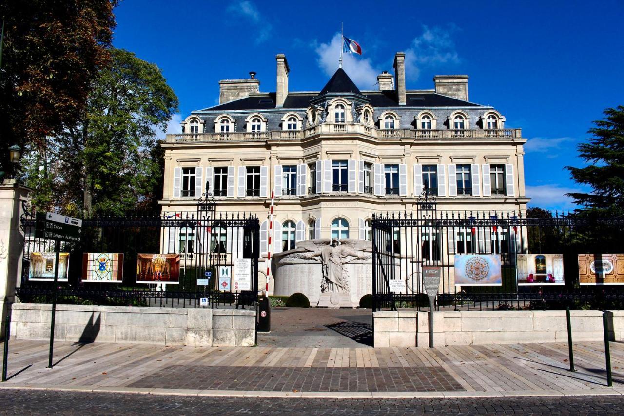 Appartamento La demeure du maréchal-ferrant Pierry Esterno foto