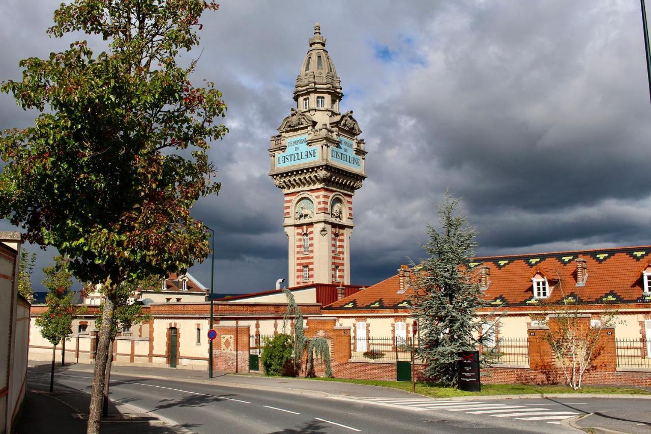 Appartamento La demeure du maréchal-ferrant Pierry Esterno foto